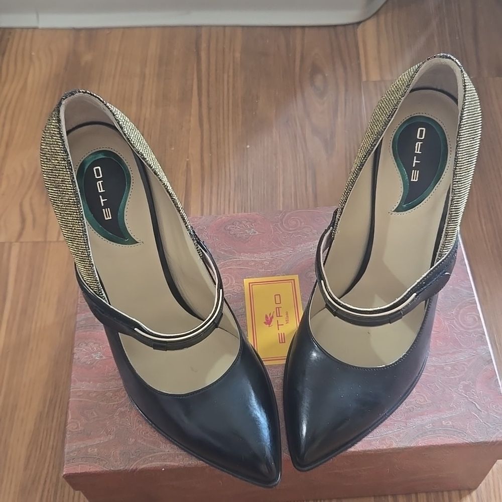 Etro Runway MaryJanes - Picture 3 of 15